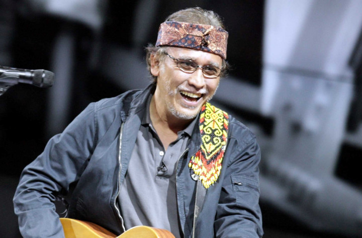 Iwan Fals Bawakan Lagu Karya Bambang Widjojanto di Konser 'Untukmu Indonesia'