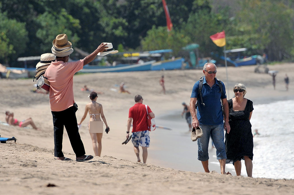 Pariwisata Bali Alami Kerugian Akibat Erupsi Barujari