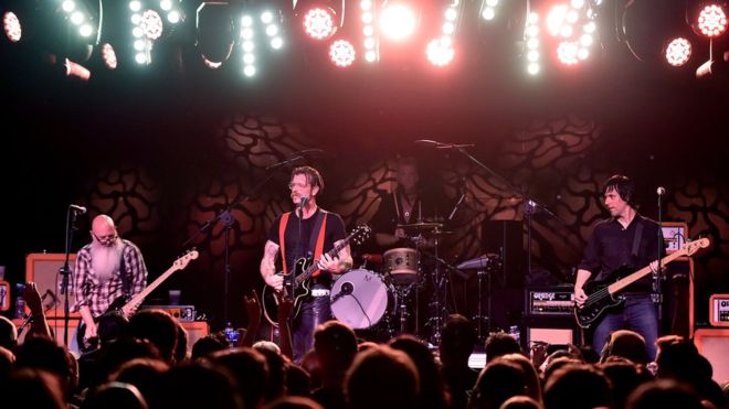 Manajer Eagles of Death Metal Tewas dalam Serangan di Paris 