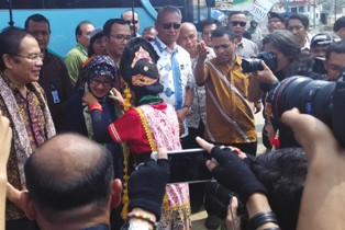 Menteri Rizal Minta Bupati Indramayu Contoh Ahok