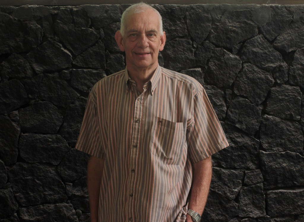 Foto:Peneliti dan penulis penulis Buku Tan Malaka,  meneliti Tan Malaka sejak 1971 dan sekarang berhasil menemukan kubur Tan Malaka di Selopanggung, Kediri, Jawa Timur/MI_Furqon Ulya Himawan