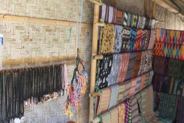 Tips to Buy Cheap Lombok Woven Fabric