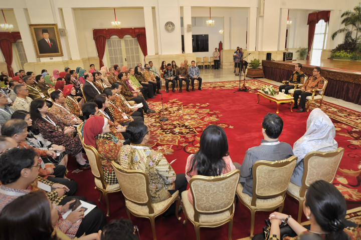 Presiden Minta Praktisi Humas Hati-hati Mengolah Informasi