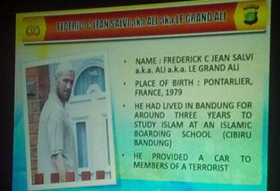 Terduga Pelaku Bom KBRI di Prancis Pernah Sambangi Pesantren di Bandung