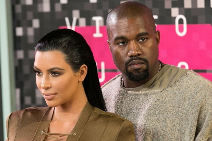 Kim Kardashian Siapkan Nama Easton untuk Anak Kedua?