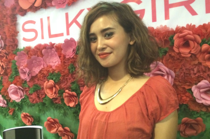 Mata, Bagian Paling Favorit Ayushita Saat <i>Make Up</i>