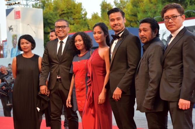 A Copy of My Mind, Syuting Diam-diam di Glodok 