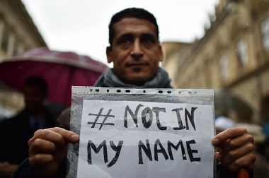 Ratusan Muslim di Italia Kutuk Aksi Terorisme