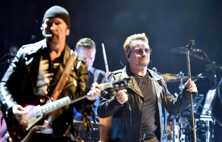 U2 Jadwal Ulang Konser di Paris pada Desember 2015