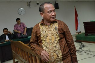 Suap Akil, Rusli Sibua Dihukum Empat Tahun Penjara