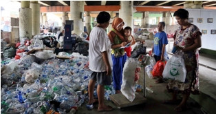 2016, Pemulung & Pengepul Rongsokan di DKI Wajib Miliki Izin Usaha 