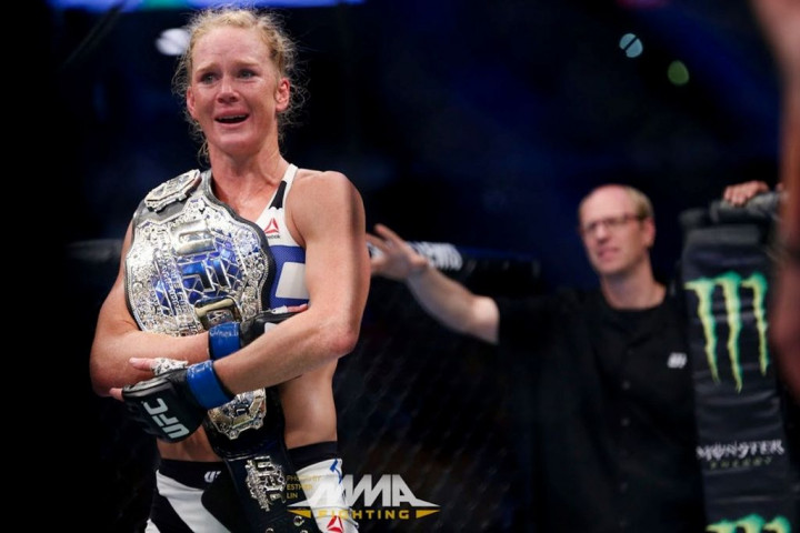 Holly Holm Siap Tanding Ulang Kontra Ronda Rousey