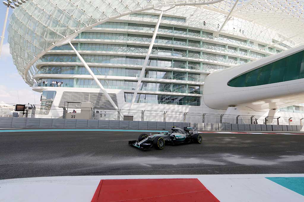Hamilton Terdepan di Latihan Bebas Pertama GP Abu Dhabi