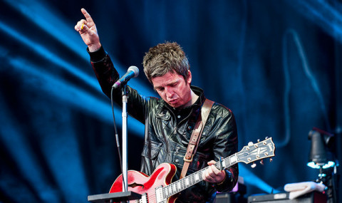 Noel Gallagher Prediksi Kejayaan Vinyl Tamat Pada 2020