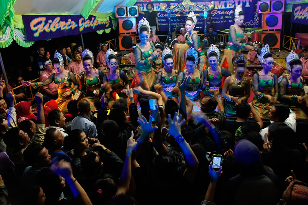 Festival Kemprung Tarung Bajidoran Kembangan Potensi Seni Tradisi