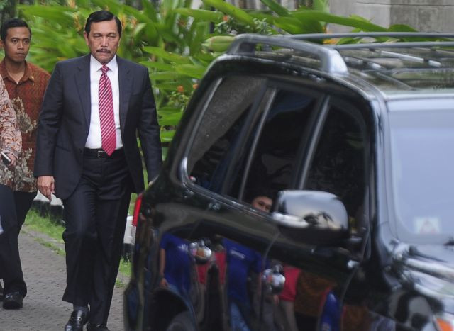 Luhut Minta Jangan Ada Buruk Sangka Soal Heli Italia