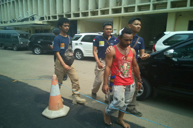 Polisi Tangkap Mahasiswa Pembawa Bendera OPM Bersenjata Tajam