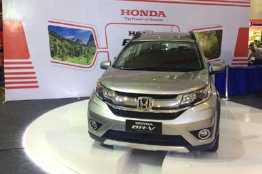 Honda Sanggup Lepas 599 Unit di GIIAS Makassar 2015 
