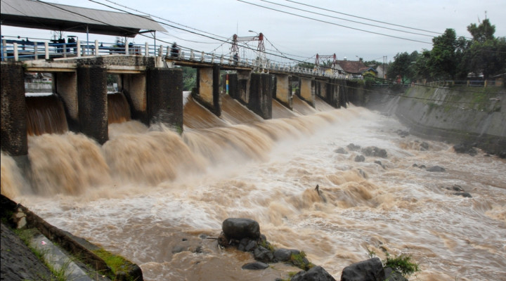 Kemen PU-Pera Targetkan Enam Bendungan Siap Beroperasi di 2015
