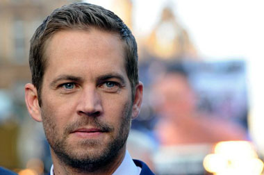 Ayah Paul Walker, Ikut Gugat Porsche atas Kematian Anaknya 