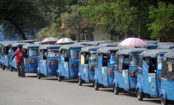 Supir Bajaj Merasa Beruntung Memakai BBG