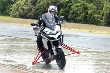 Bosch Pamerkan Kinerja Rem ABS Terbaru