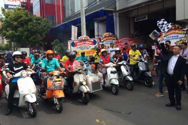 Vespa Perlebar Sayap ke Semarang  