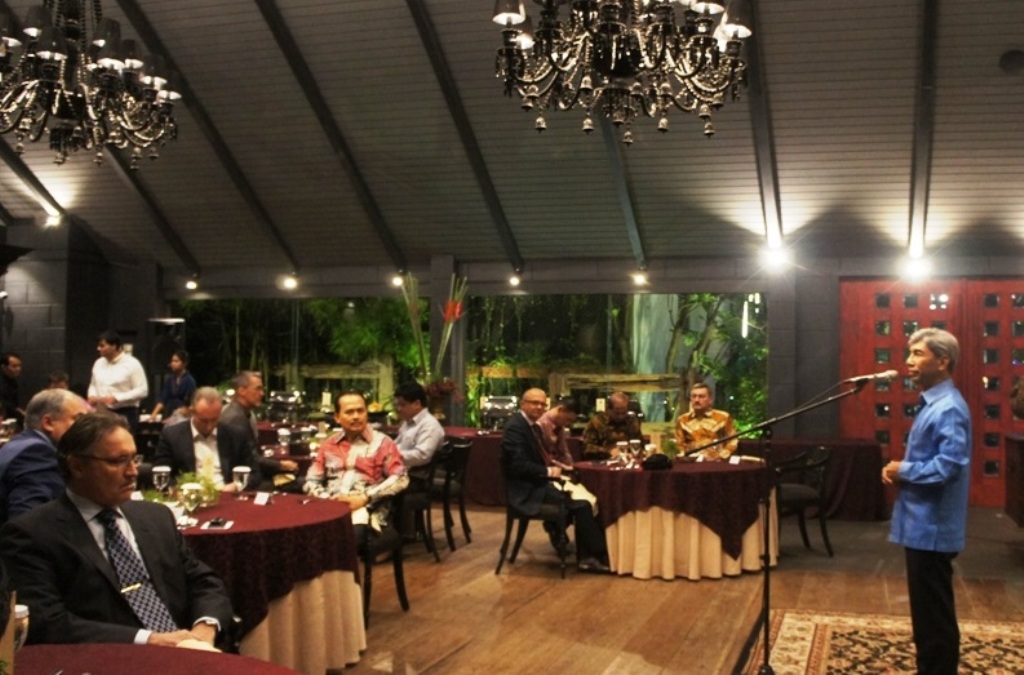 Wamenlu A.M Fachir di hadapan pengusaha Rusia (Foto: Dok. Kemenlu)