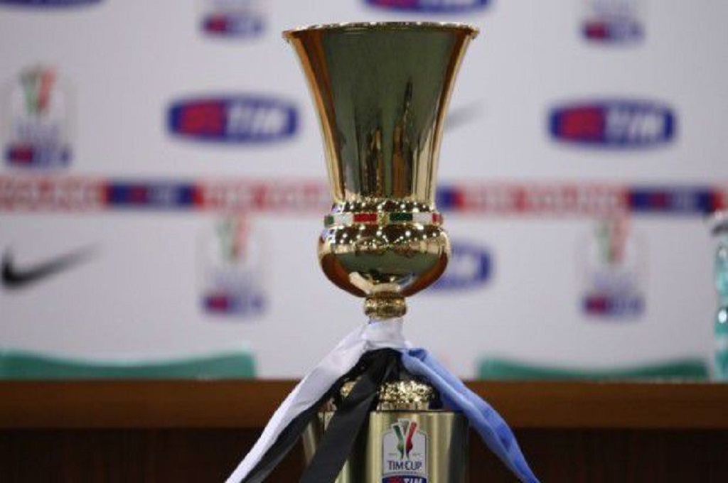 Piala Coppa Italia (Foto: meridien news)
