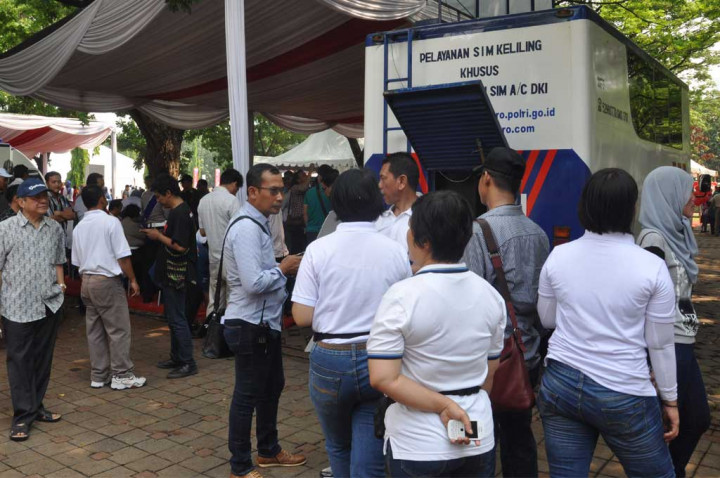 83 Ribu Orang Manfaatkan Layanan SIM Online di Hari Peluncuran