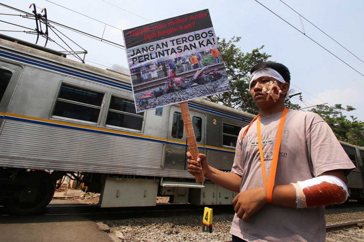 Perlintasan Sebidang Seharusnya Sudah Tidak Ada di Jakarta