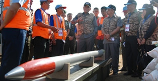 Menhan: Presiden Pakai Heli Rakitan PT DI