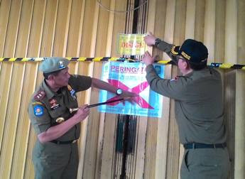 Gedung Bekas Plaza Matahari Cicadas Disegel