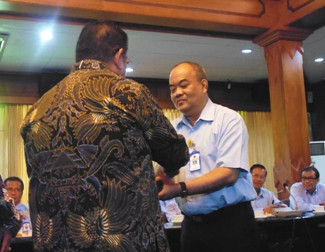 PT Taspen Serahkan Santunan Kematian Paku Alam IX