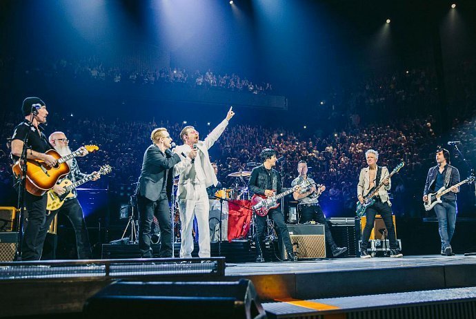 Eagles of Death Metal Kembali Manggung di Paris