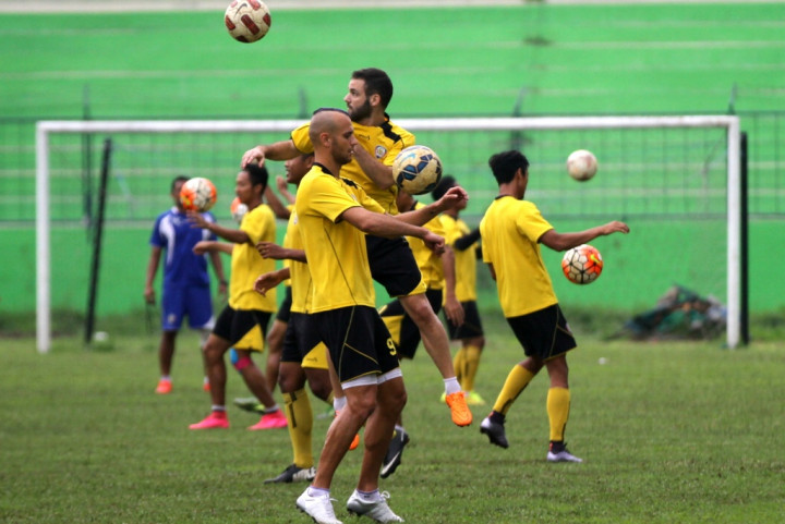 Pelatih Arema Senang dengan Hasil Pemusatan Latihan
