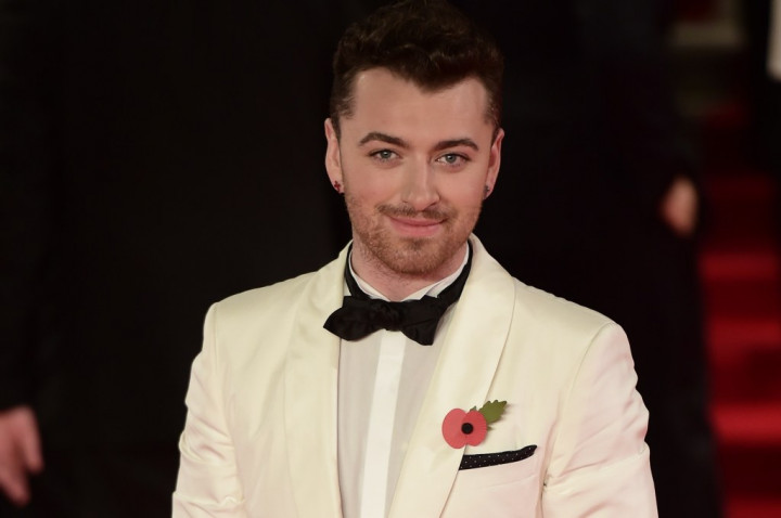 Tato Sam Smith Simbol Dukungan Pernikahan Sesama Jenis