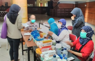 Pemeriksaan Massal Pertama, 11 Mahasiswa IPB Suspek Hepatitis    