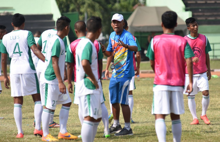 PS TNI Waspadai Jam Terbang Semen Padang