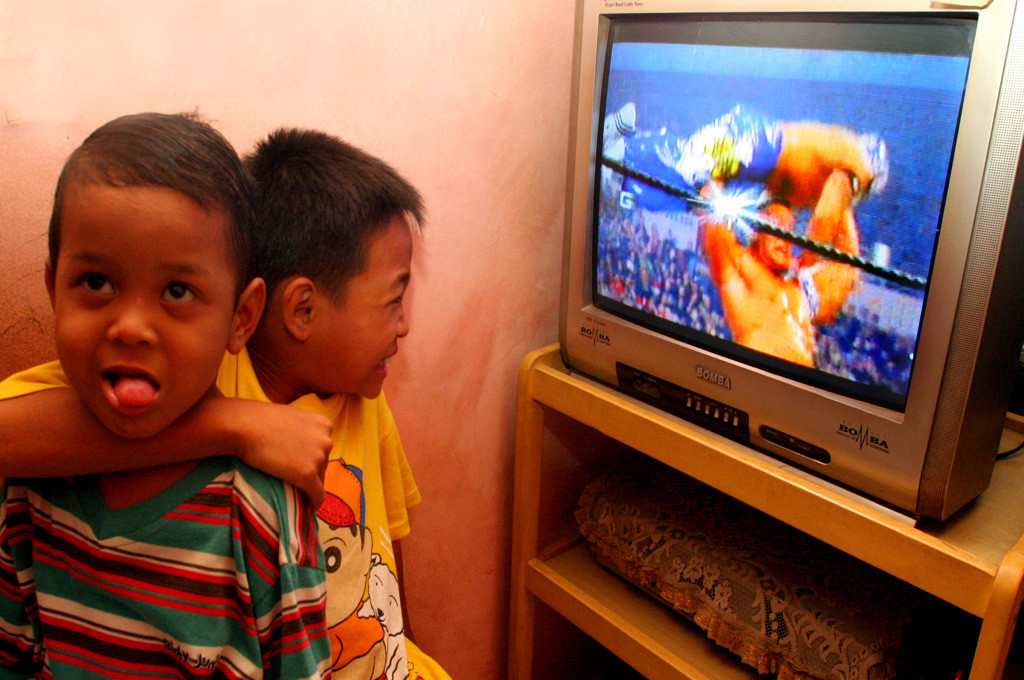 Ilustrasi pengaruh tayangan televisi---MI