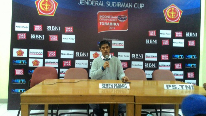 <i>Semen Padang Berisi Banyak Pemain Timnas, Tak Mungkin Kalah dari PS TNI</i>