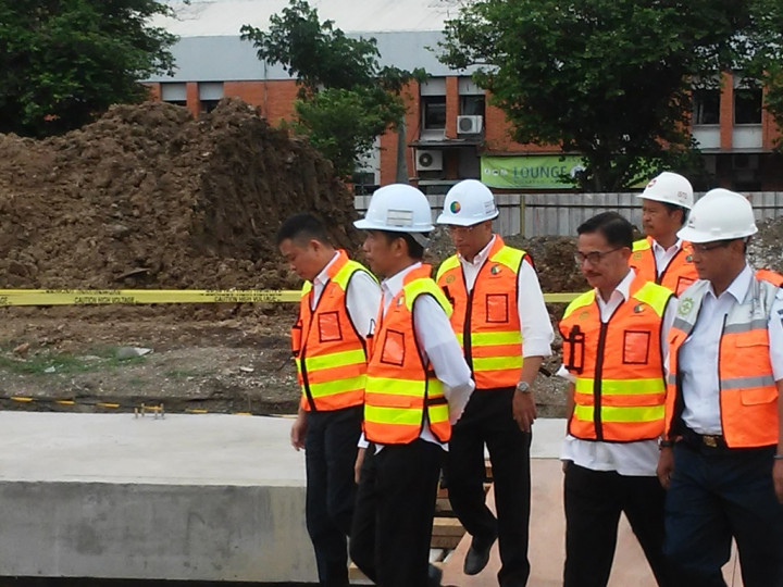 Jokowi Minta Kereta Bandara Meluncur di Semester I-2017