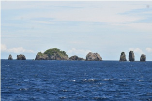 Lewat Surat, Siswa SD Ini Harumkan Nama Pulau Bawean