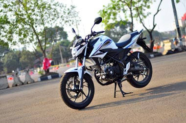 Honda Perkuat Dominasi di Penjualan Tipe Sport Nasional  