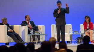 Ada Detektif Awasi Tempat Hiburan <i>Plus-plus</i>