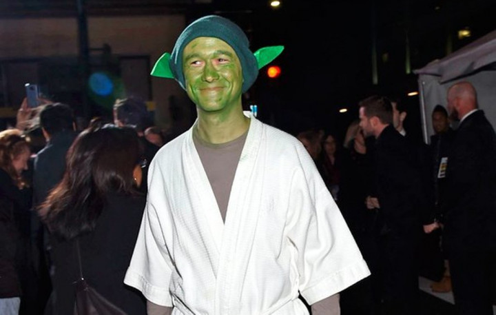 Premiere Star Wars, Joseph Gordon-Levitt Tampil seperti Yoda