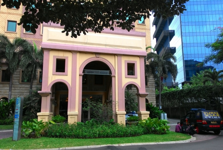 Korban Lift Jatuh Gedung Nestle Berangsur Membaik