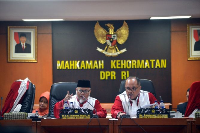 Suasana sidang MKD/MTVN