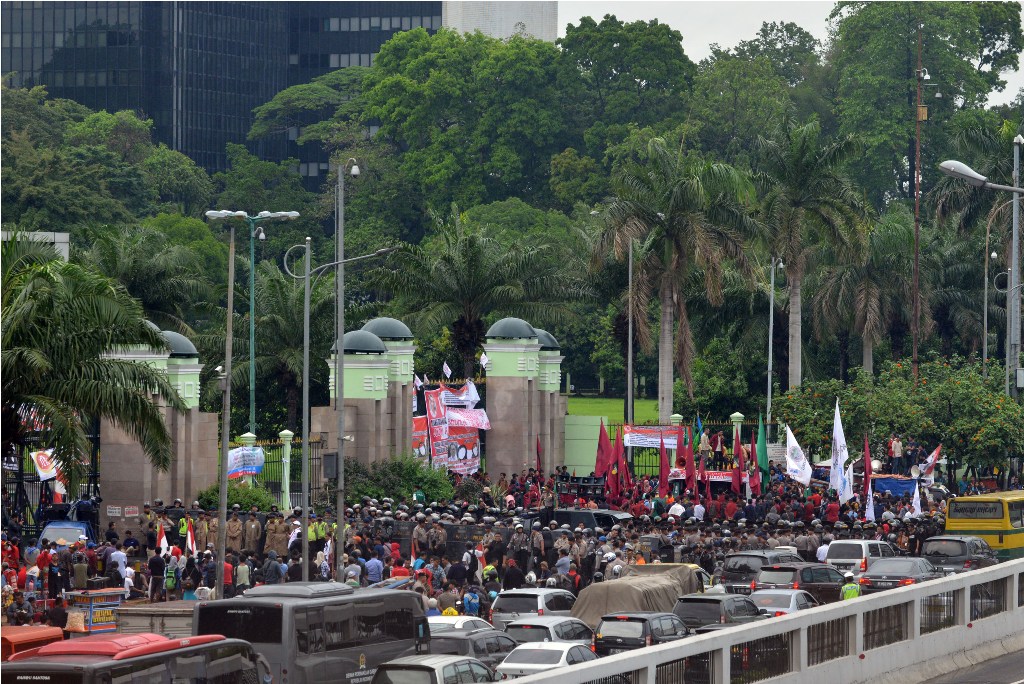 Demo di DPR--MI/Susanto