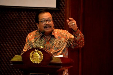 Gubernur Minta Warga tak Dekati Gunung Bromo